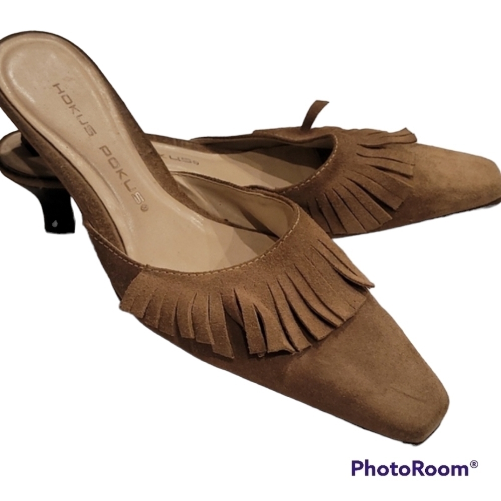 Hokus POKUS WOMEN SLIP ON FRINGE SUEDE HEEL